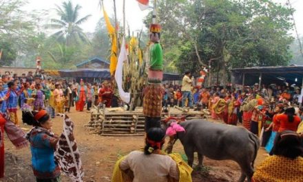 Ragam Tradisi Unik Dari Berbagai Daerah Di Indonesia