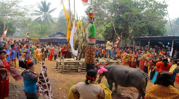 Ragam Tradisi Unik Dari Berbagai Daerah Di Indonesia